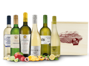 Festtags-Kiste mit edlen Weißweinen und Holzkiste